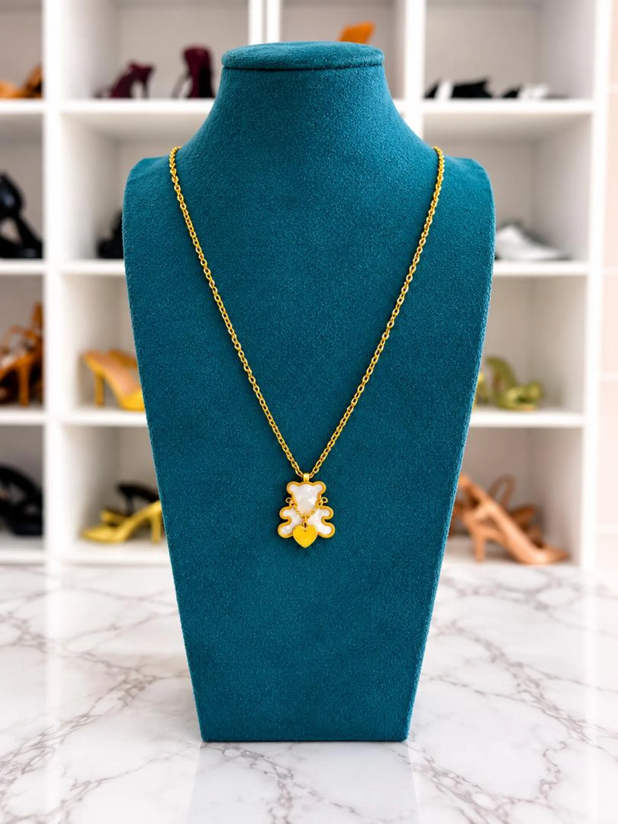 Collier doré