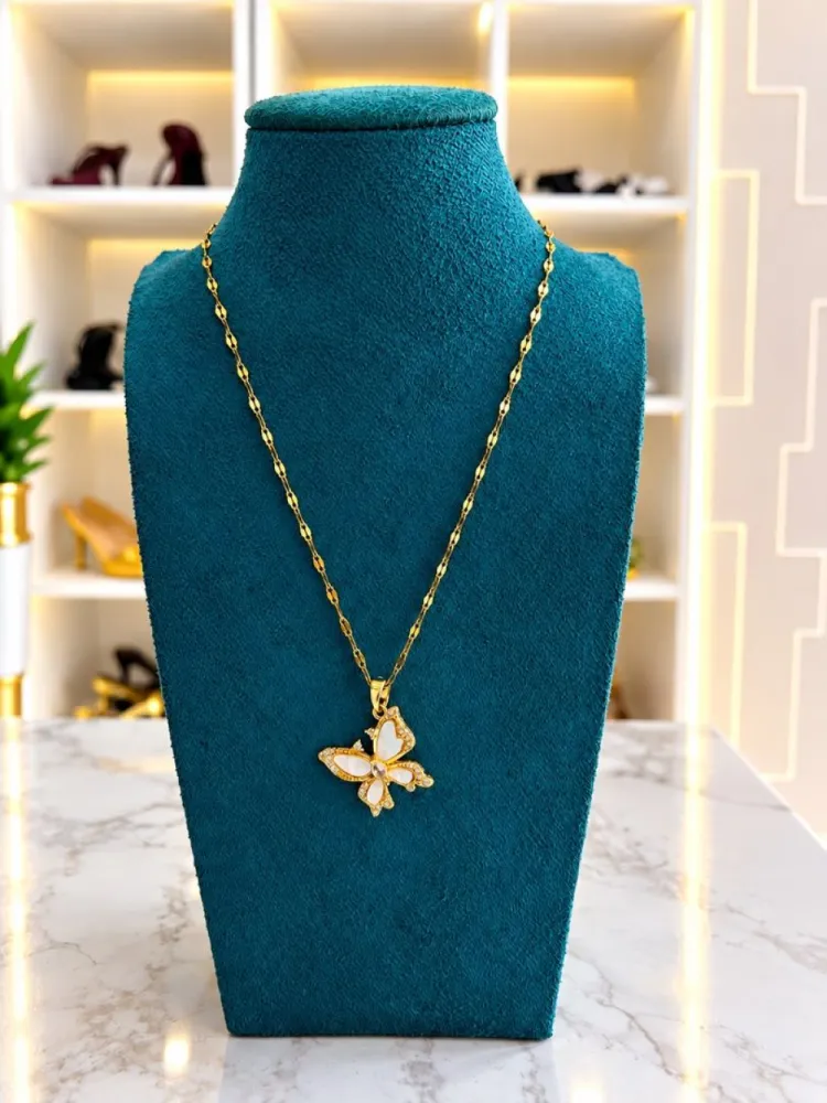 Collier doré
