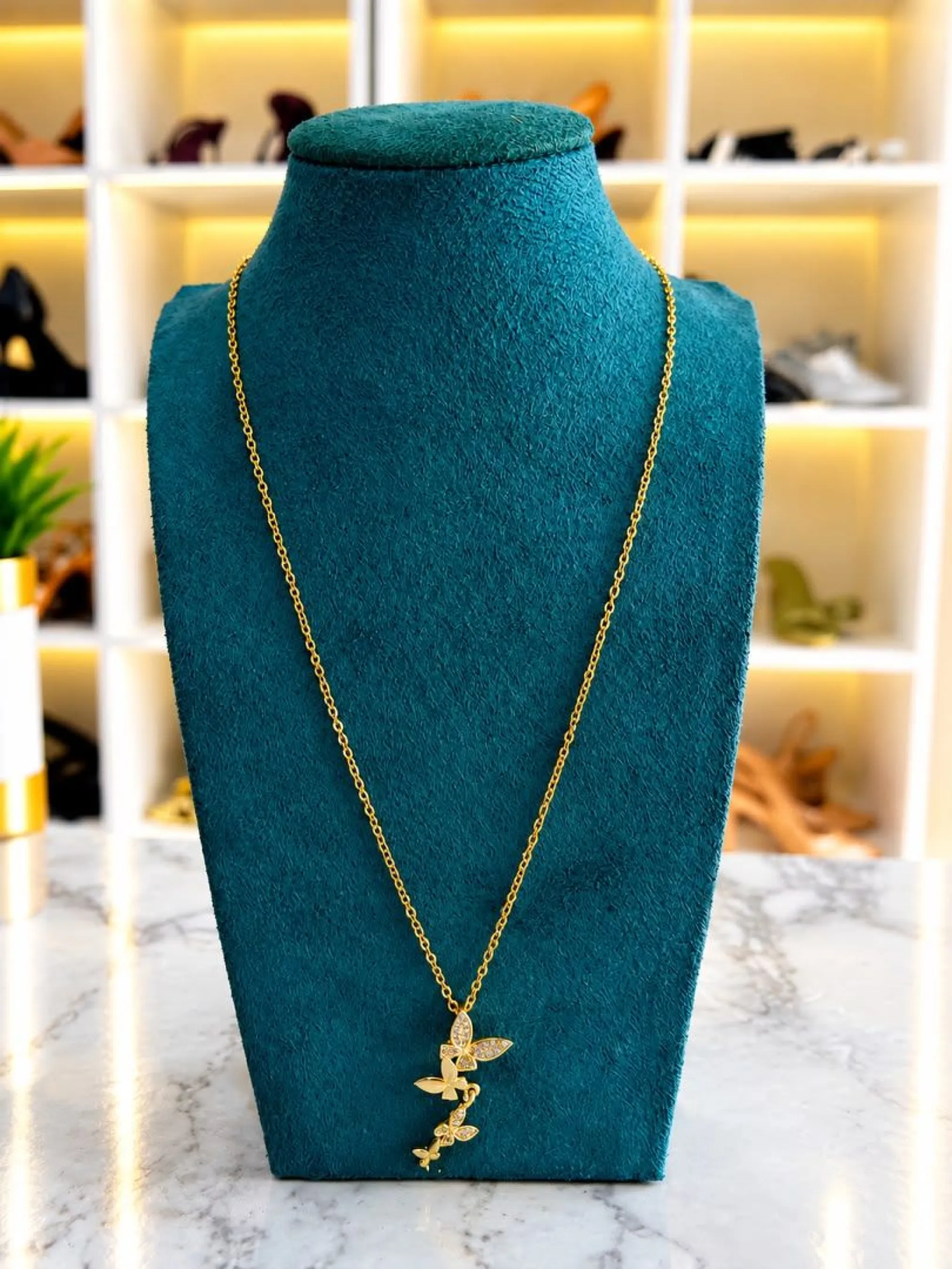 Collier doré