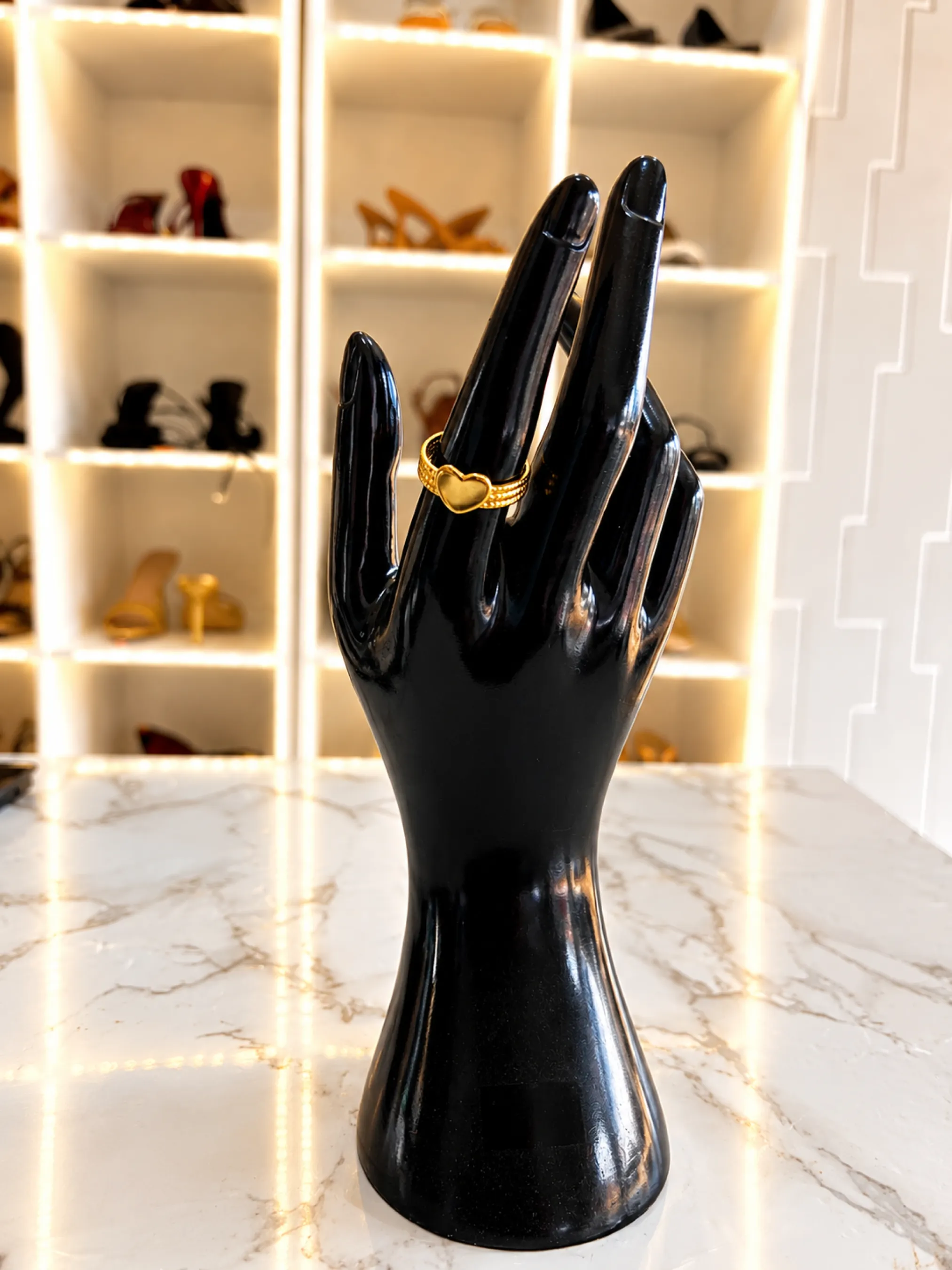 Bague dorée coeur creux