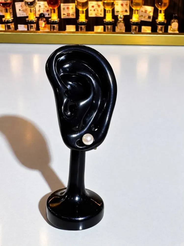 Boucle d'oreille perle de mer