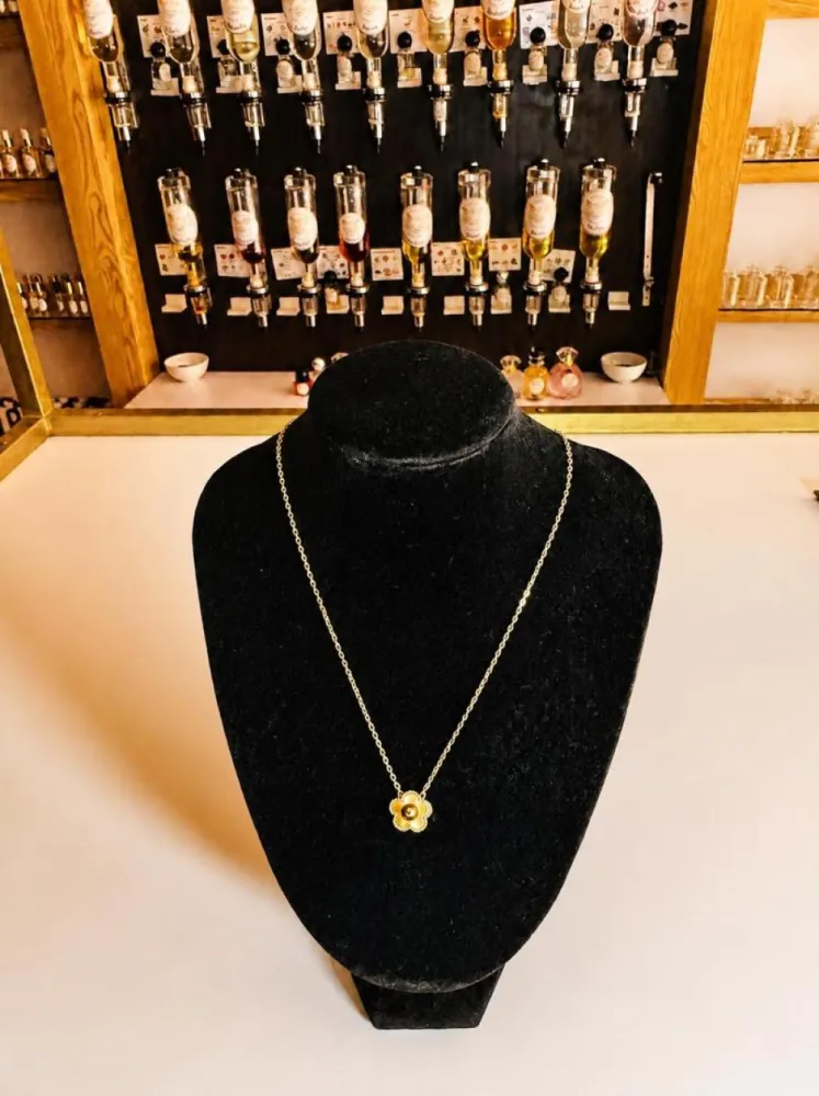 Collier trèfle doré