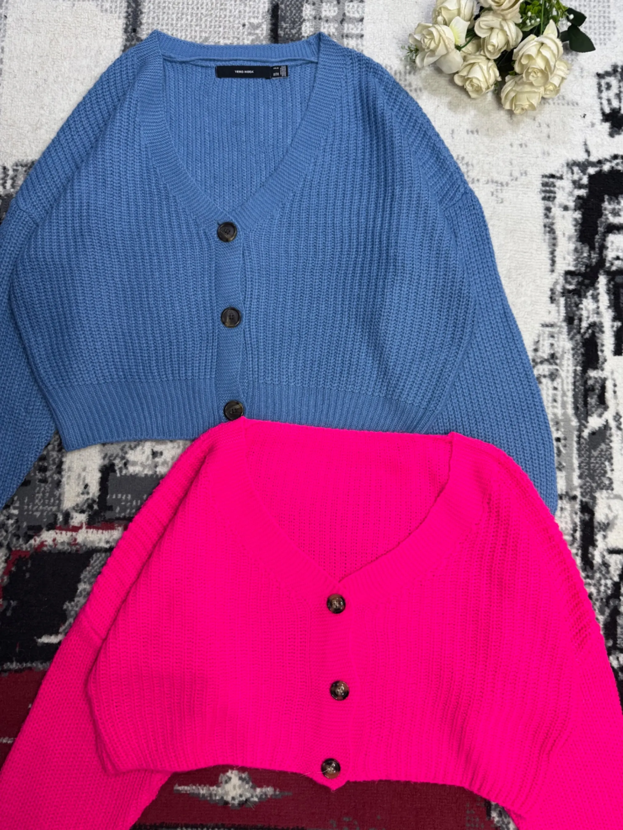 Cardigans — vue 2