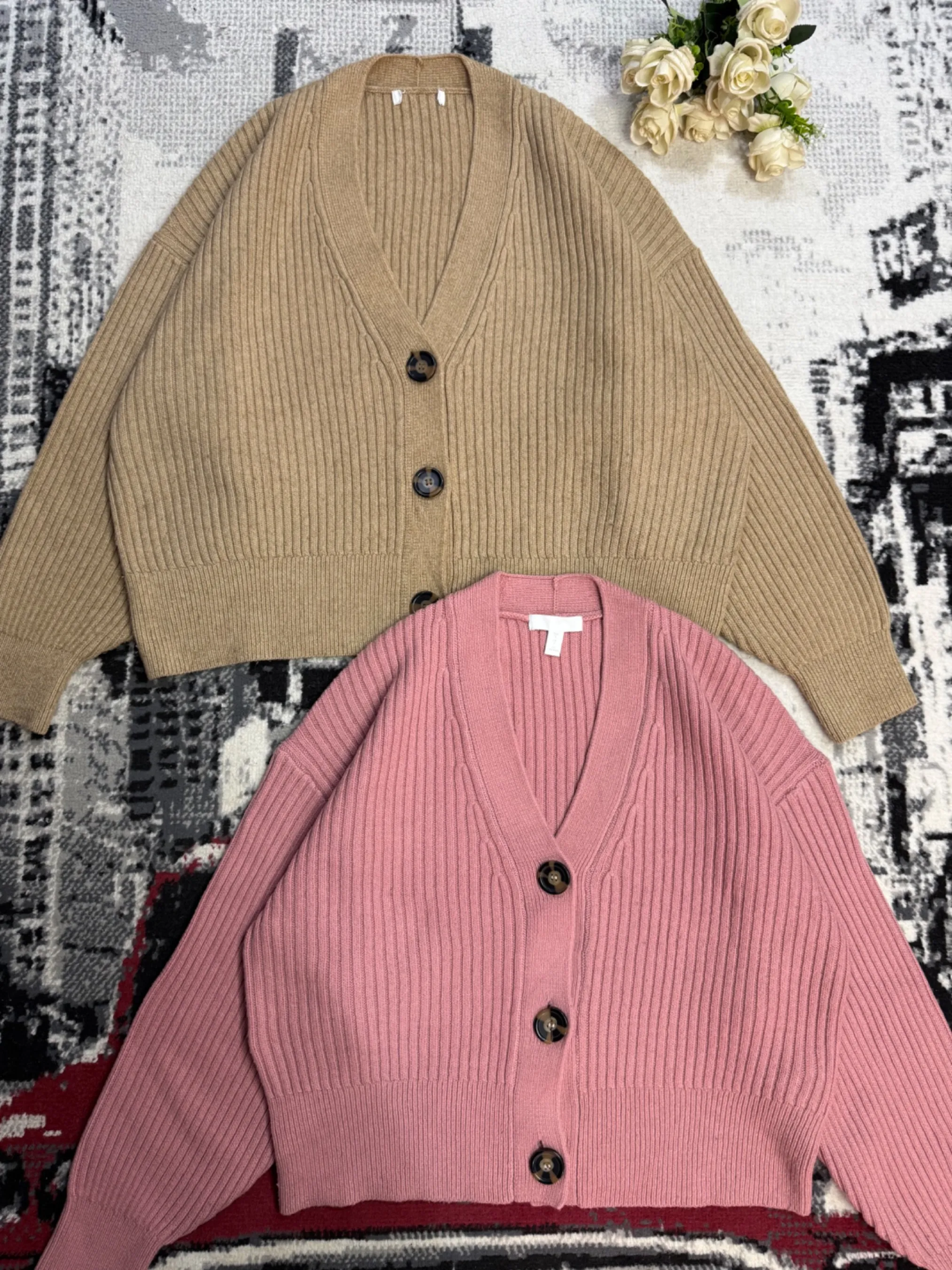 Cardigans — vue 2