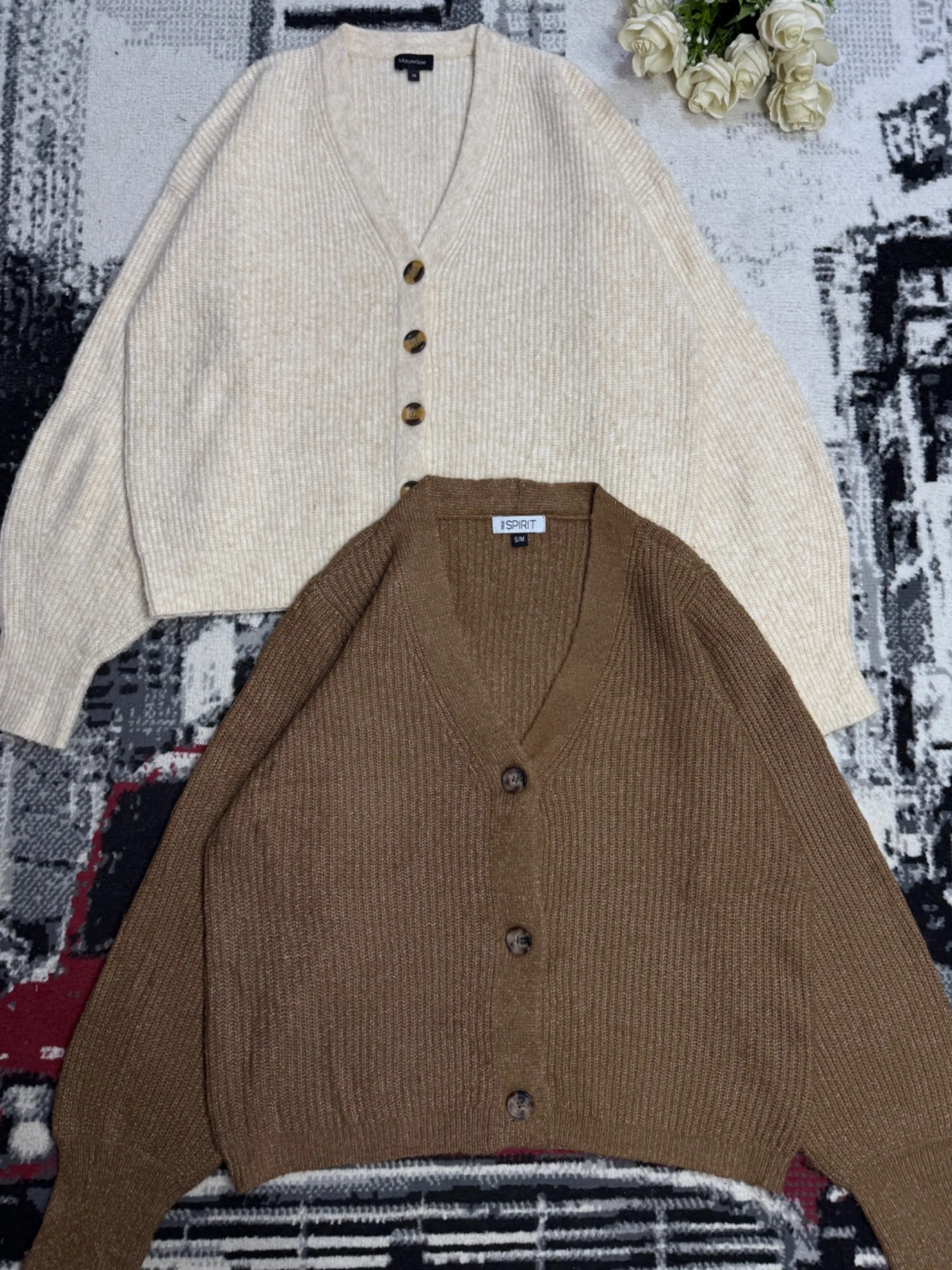 Cardigans — vue 2