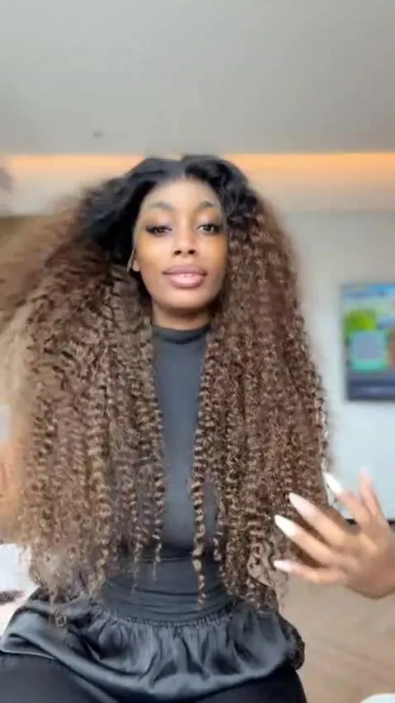 Virgin hair taille 30 frontale hd 13/4