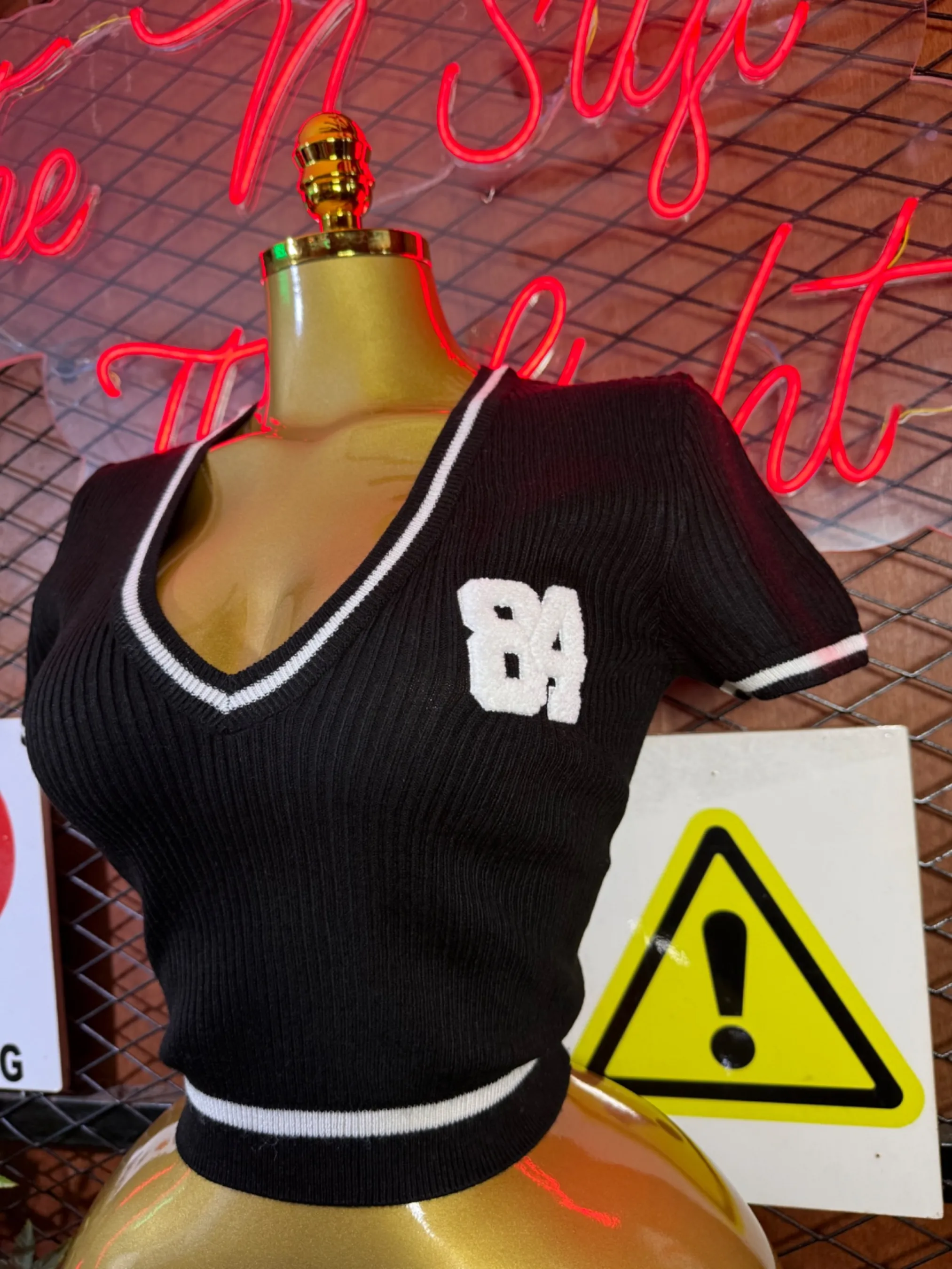 Crop top — vue 2