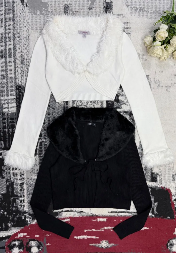 Tops avec encolures et manches en fourrure