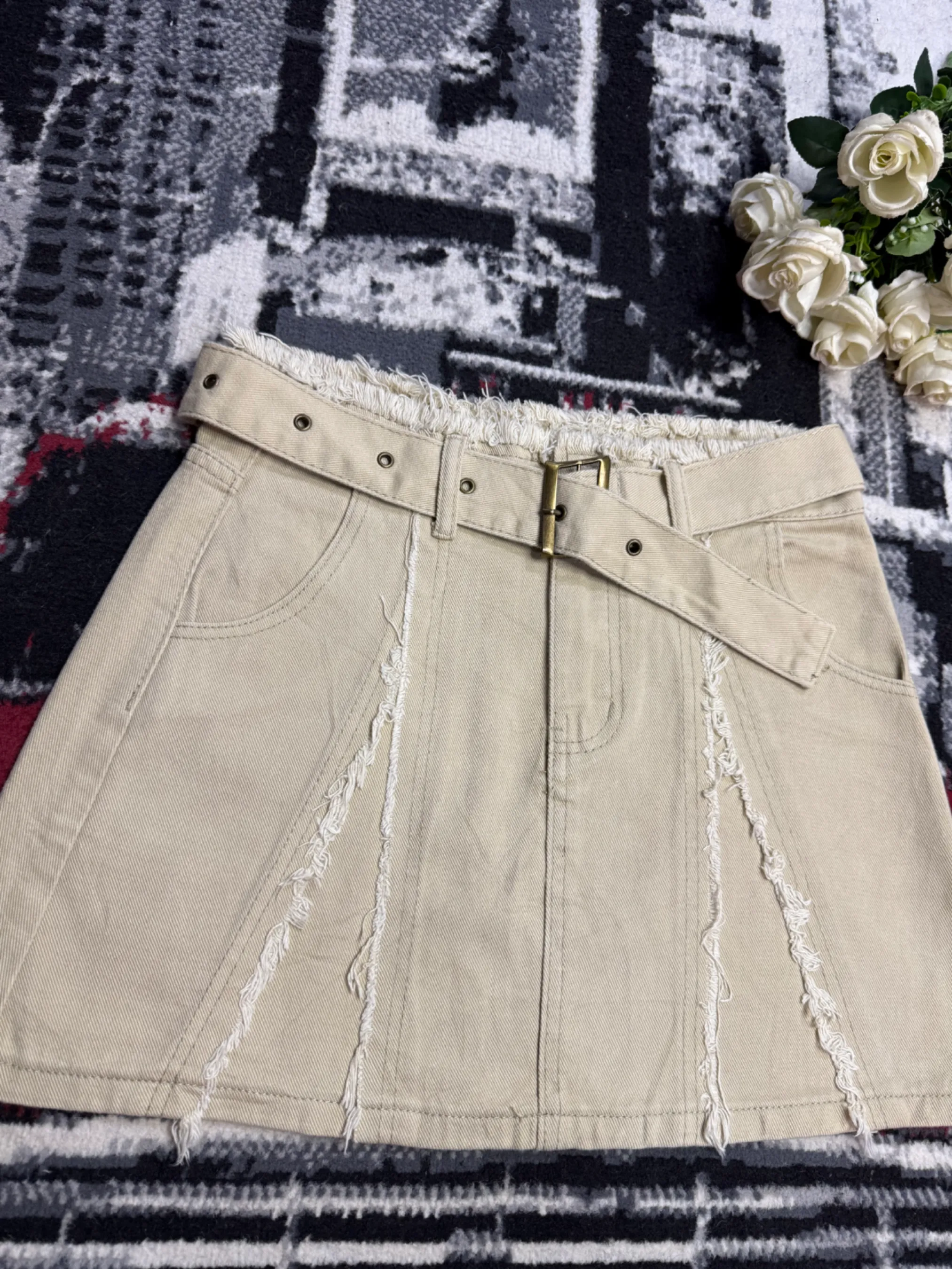 Mini jupe en jean avec ceinture — vue 4