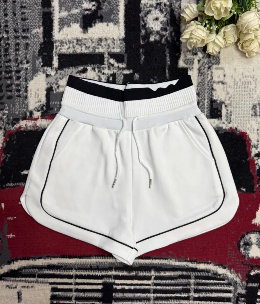 Short blanc sporty chic